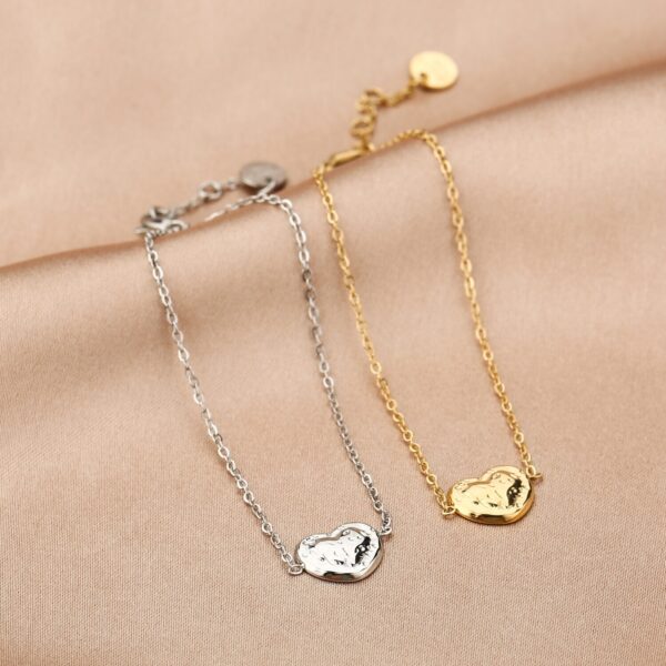 Fijne gouden armband met hartje – Armbanden (foto 3)