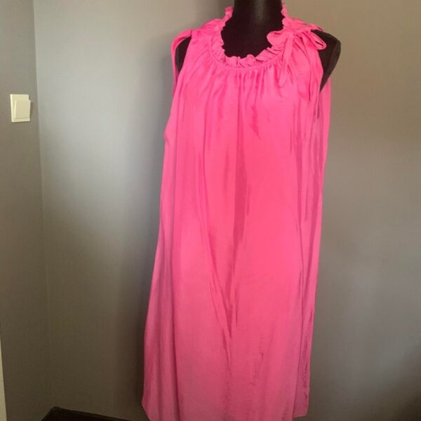 Roze mouwloos kleedje – Jurken & Kleedjes